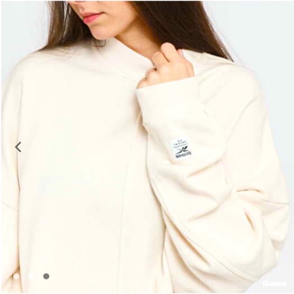 NWT Reebok Classic RBK Crew Dress